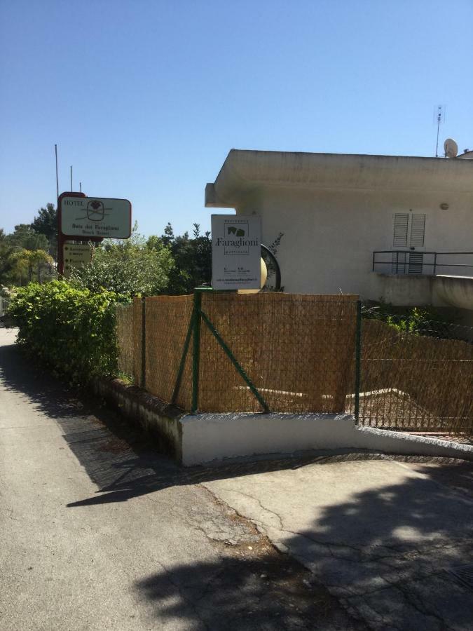 Residence I Faraglioni Mattinata Eksteriør bilde